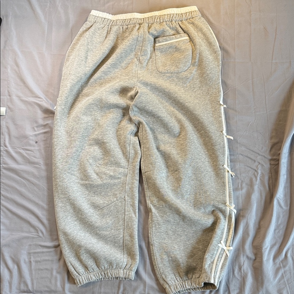 Anthropologie Dally Practice Bow Jogger - Picture 5 of 5